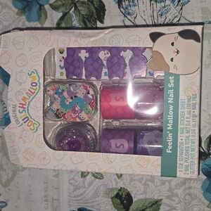 Squshmellows nail set
